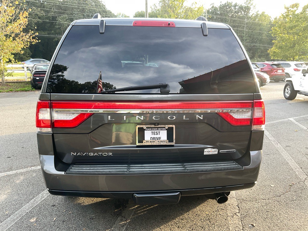 2015 Lincoln Navigator Image 6