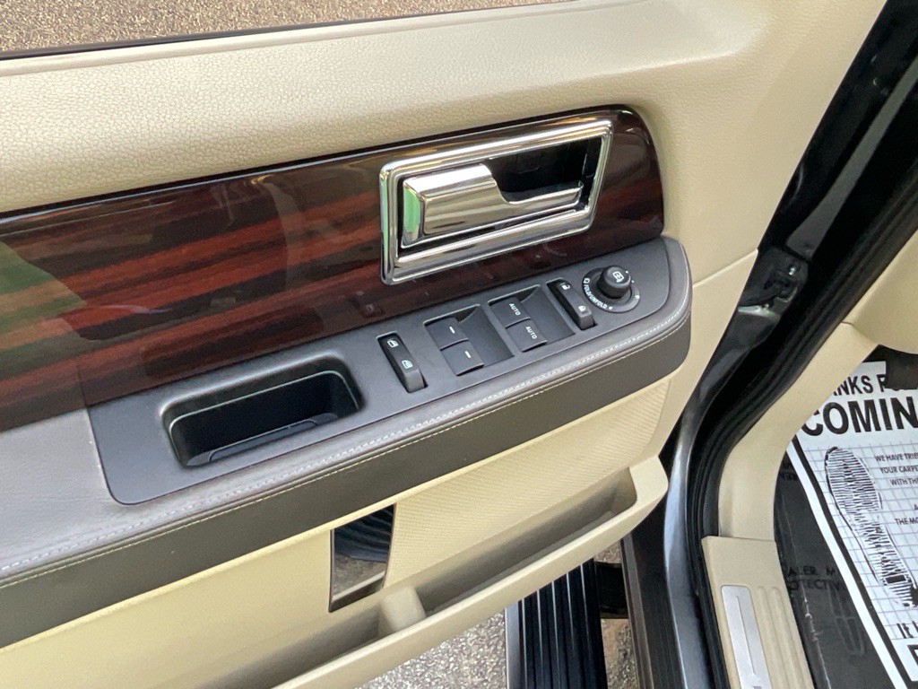 2015 Lincoln Navigator Image 45