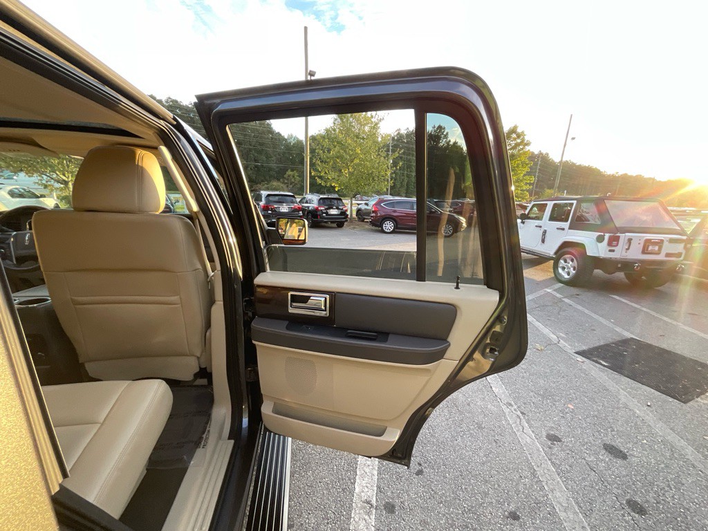 2015 Lincoln Navigator Image 49