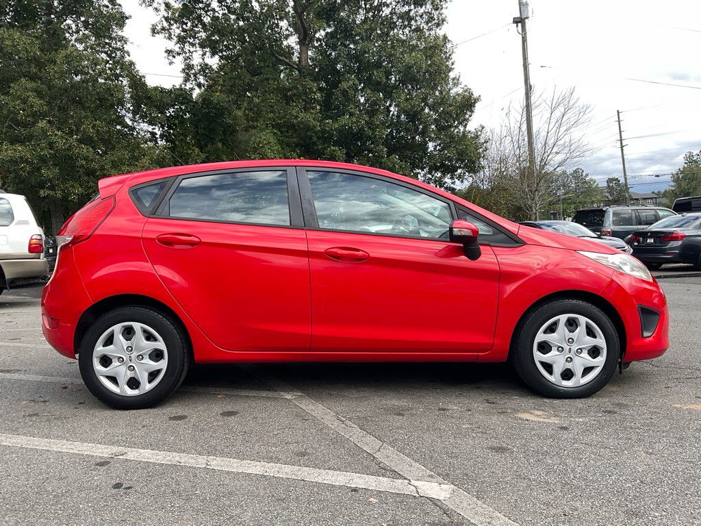 2013 Ford Fiesta Image 4