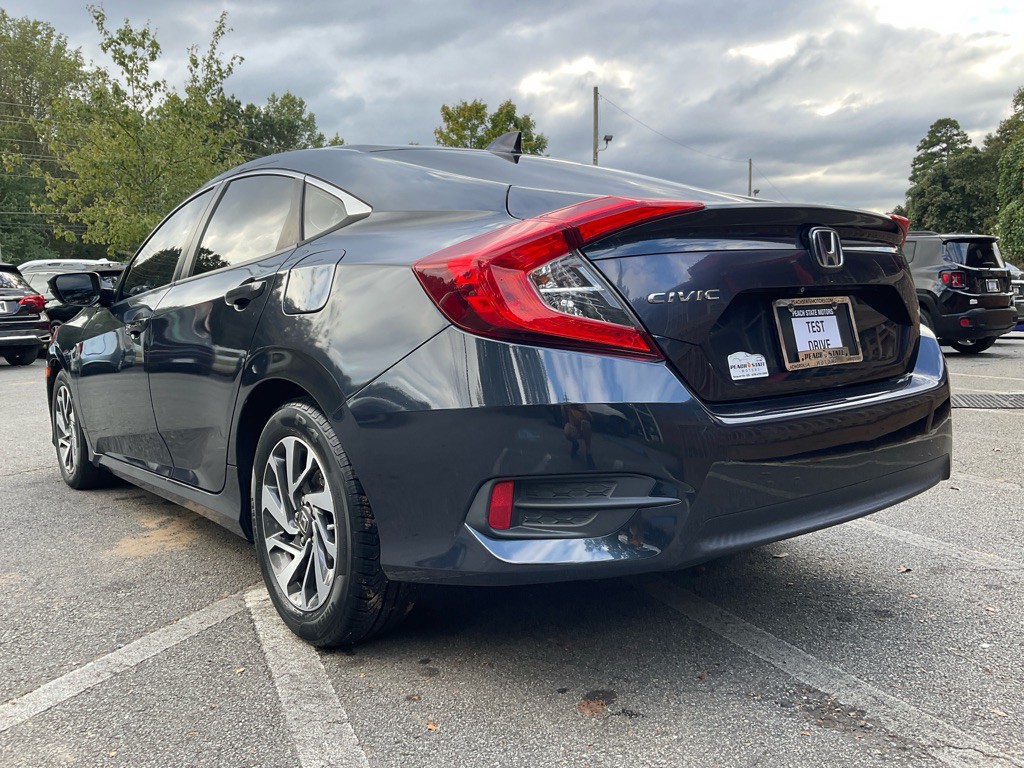 2017 Honda Civic Image 7