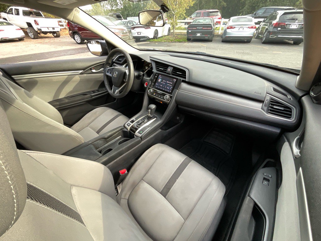 2017 Honda Civic Image 17