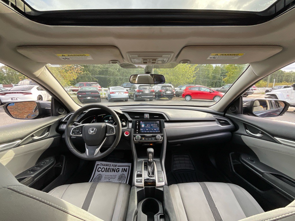 2017 Honda Civic Image 19