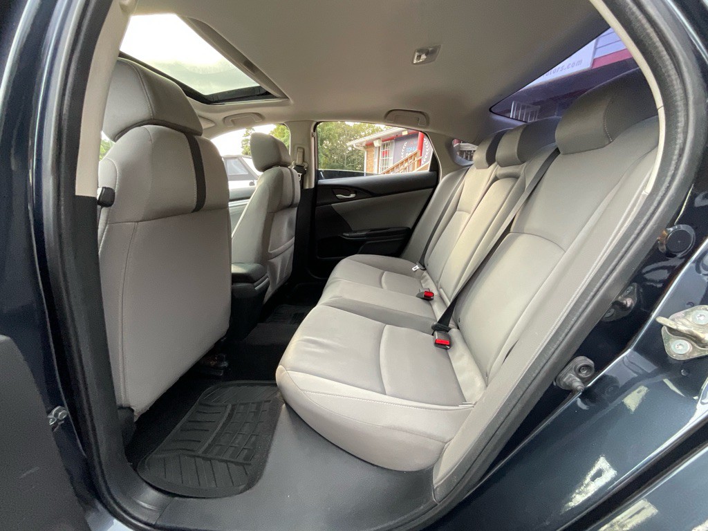 2017 Honda Civic Image 28