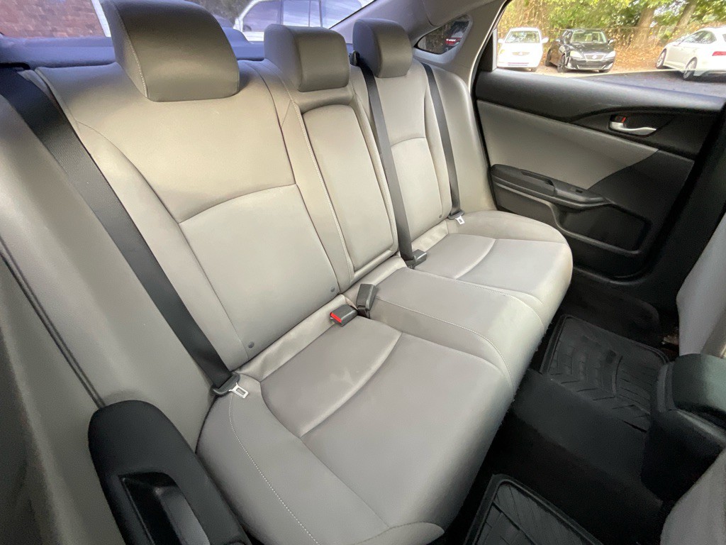 2017 Honda Civic Image 33