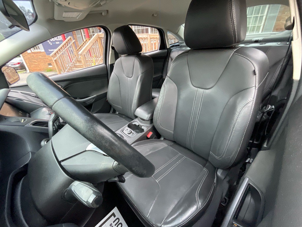 2014 Ford Focus Image 16