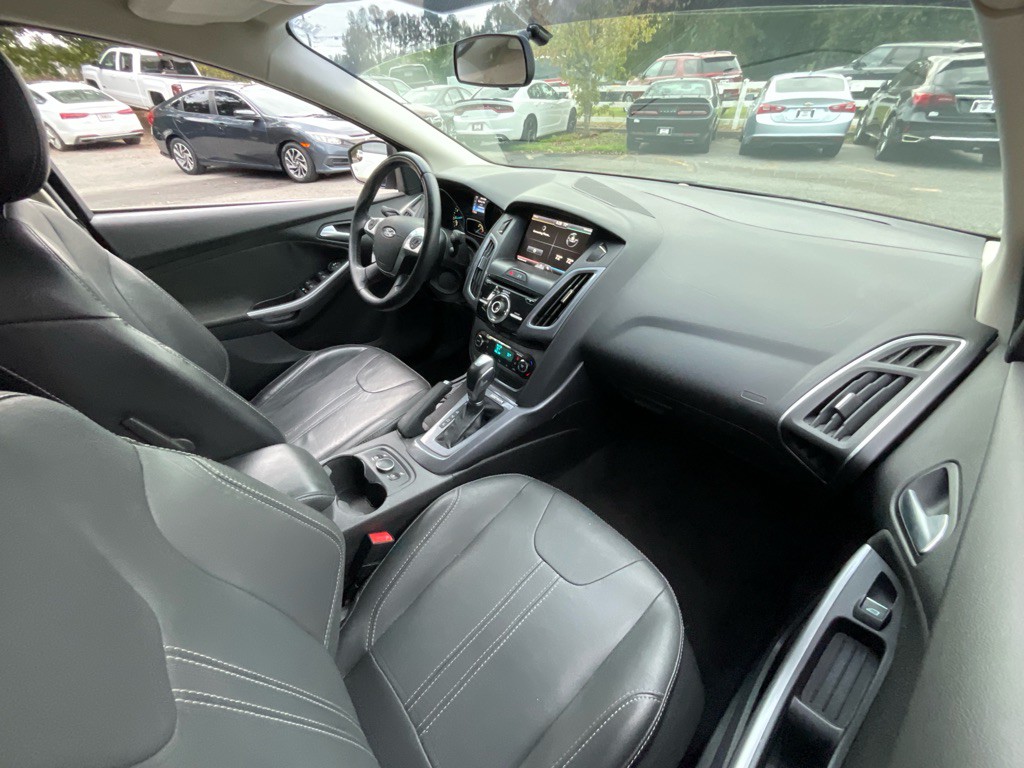 2014 Ford Focus Image 18