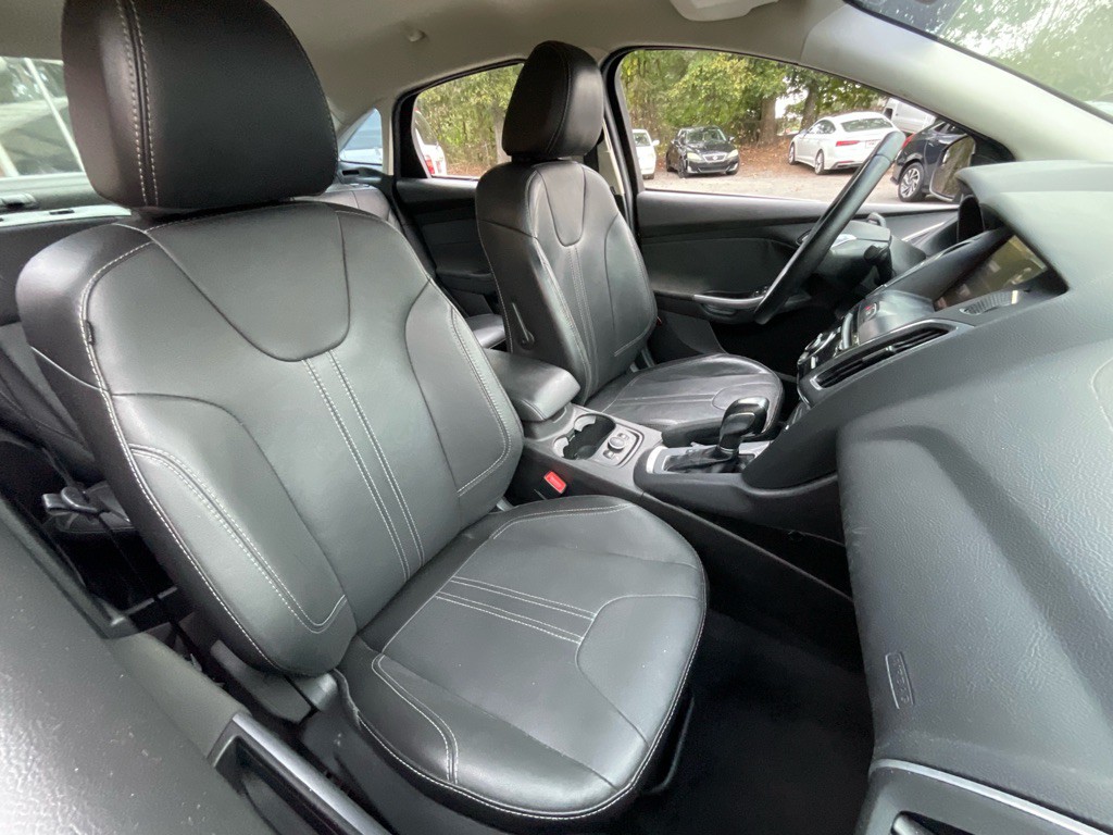 2014 Ford Focus Image 19