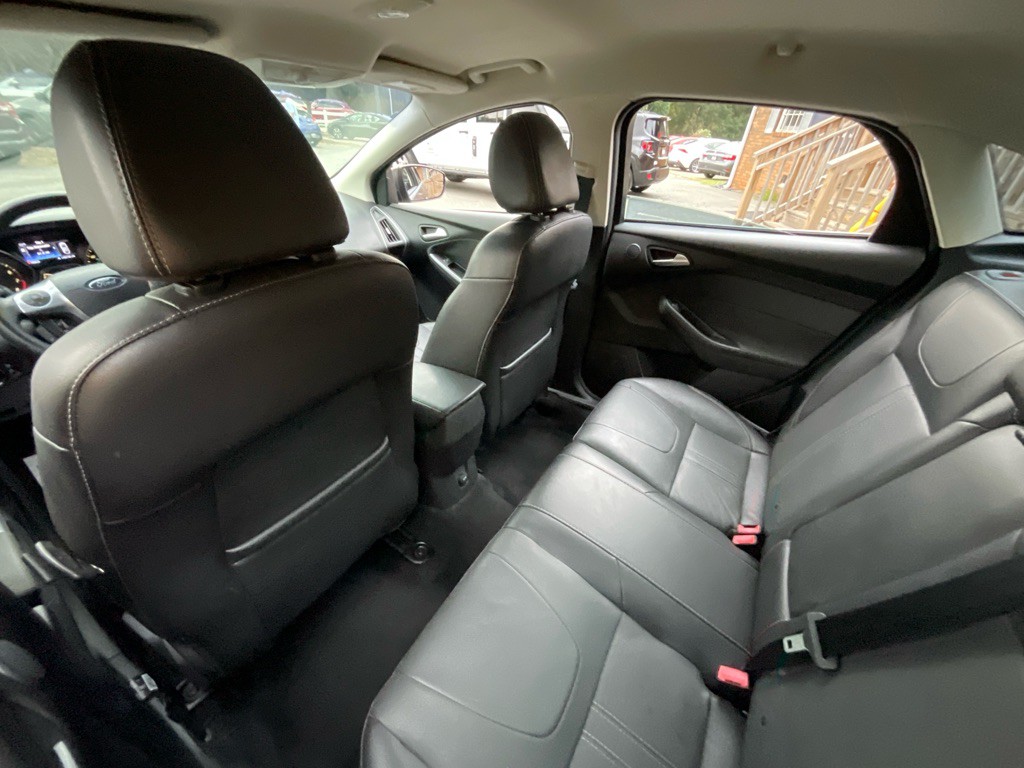 2014 Ford Focus Image 28