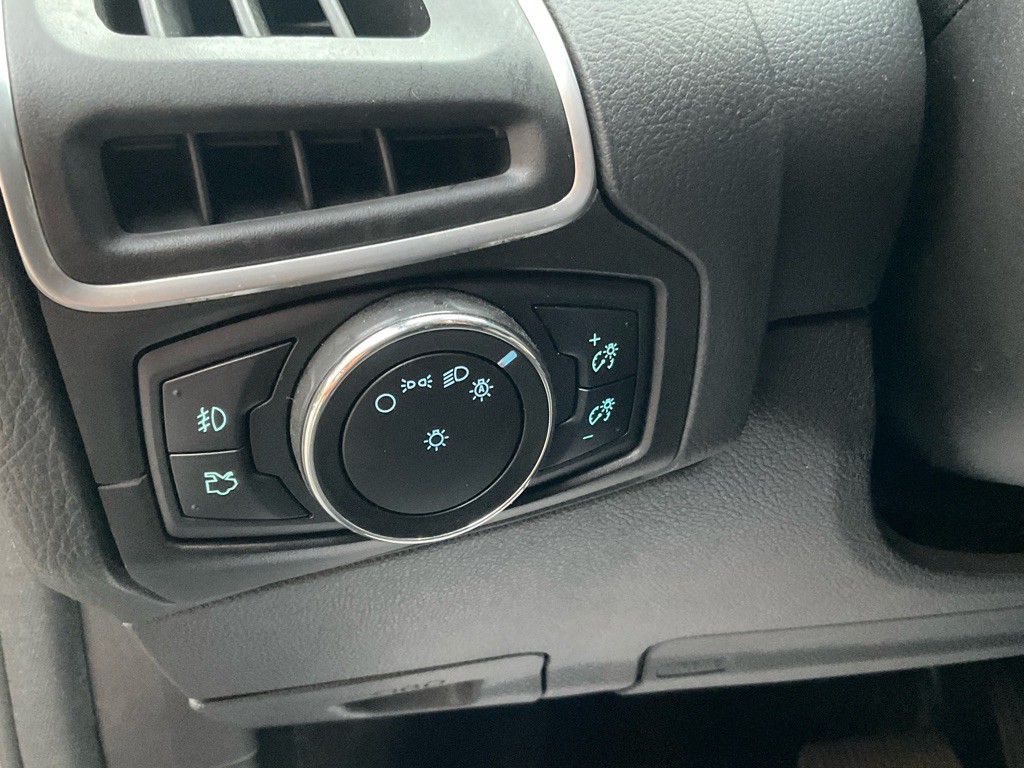 2014 Ford Focus Image 36