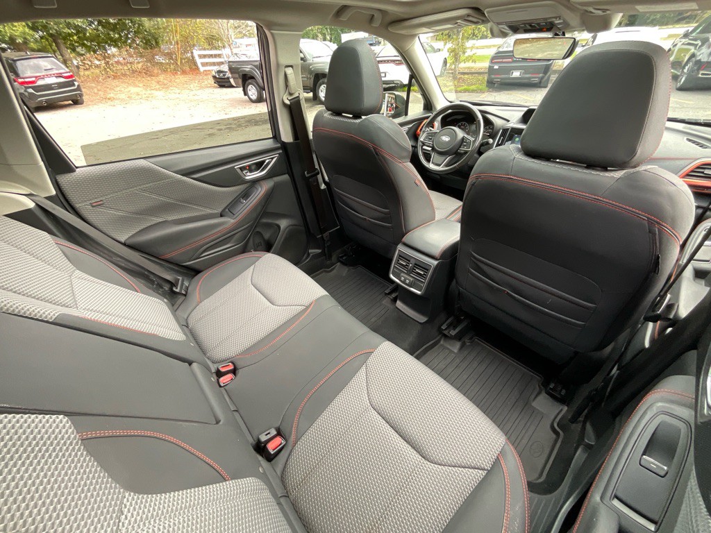 2019 Subaru Forester Image 32