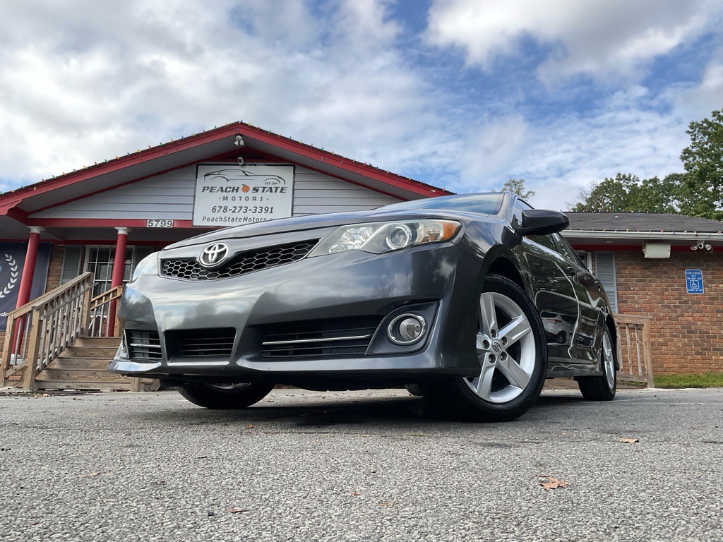 2014 Toyota Camry Image 42