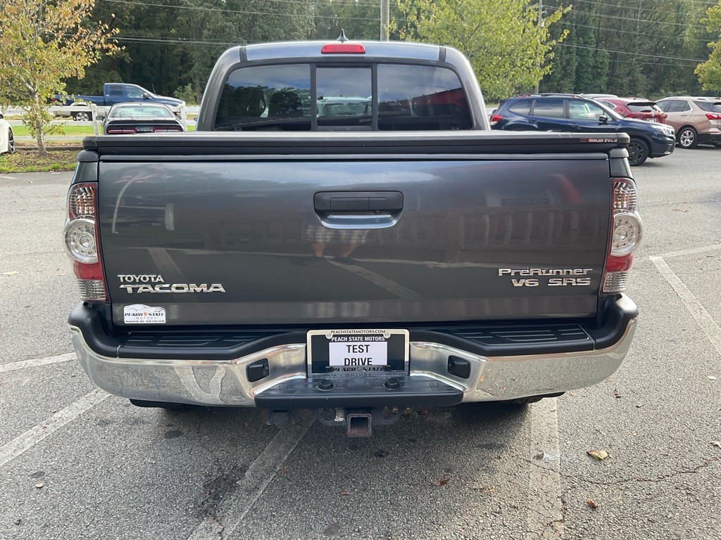 2015 Toyota Tacoma Image 6