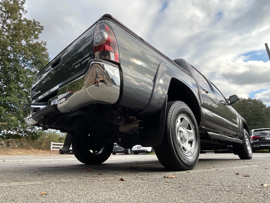 2015 Toyota Tacoma Image 41