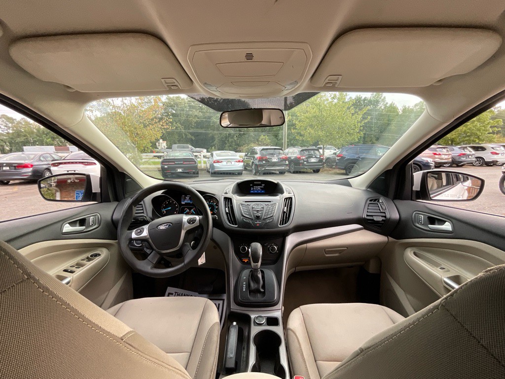 2016 Ford Escape Image 18