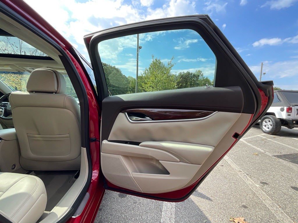 2014 Cadillac XTS Image 39