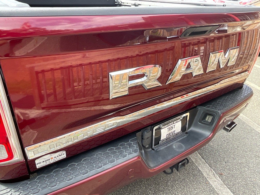 2017 RAM 1500 Image 9