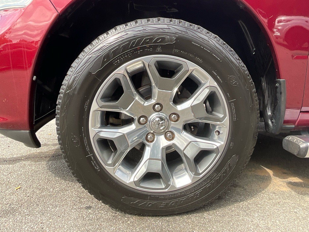 2017 RAM 1500 Image 12