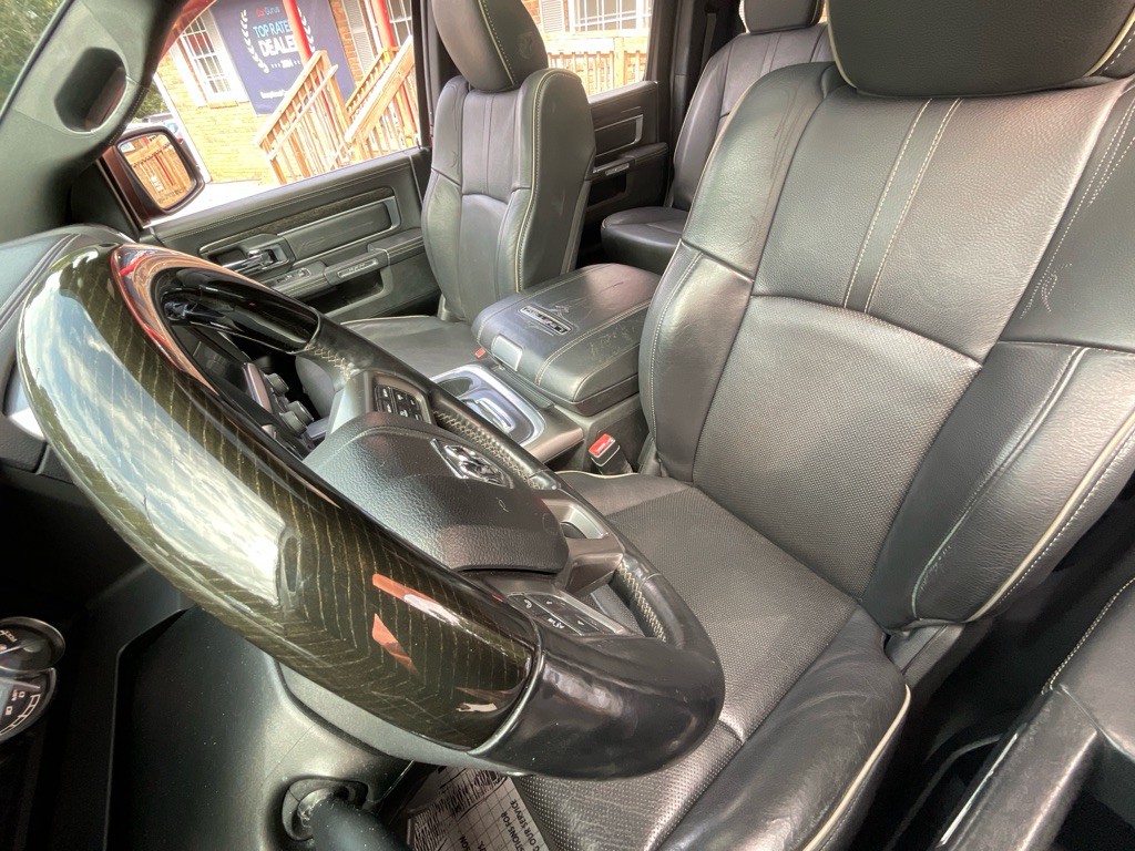 2017 RAM 1500 Image 16