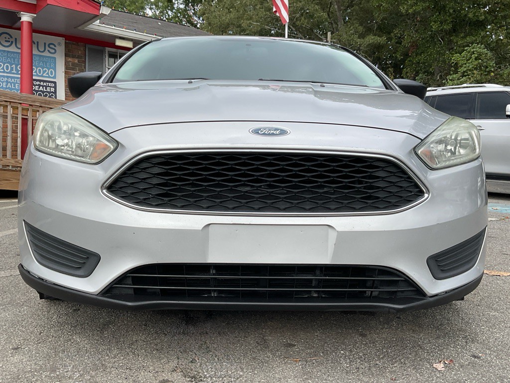2015 Ford Focus Image 2