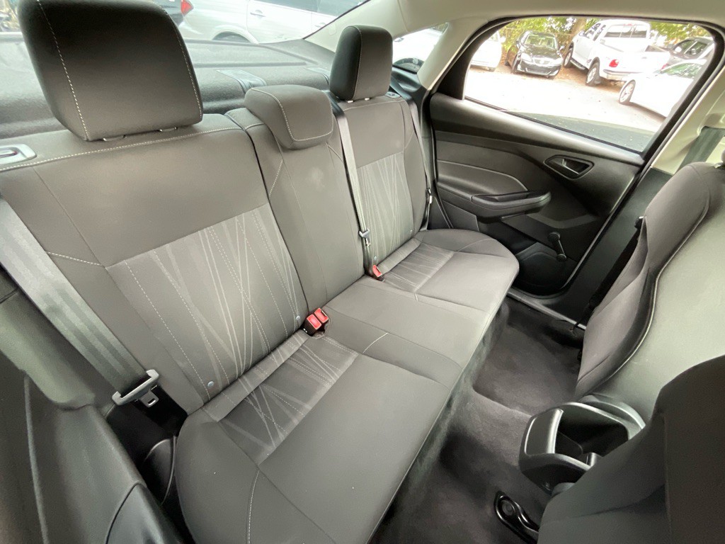 2015 Ford Focus Image 31
