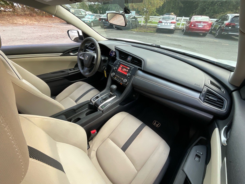 2018 Honda Civic Image 17