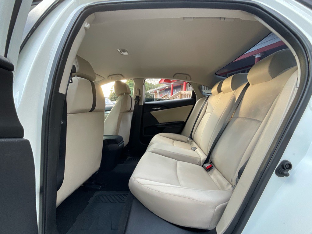 2018 Honda Civic Image 25