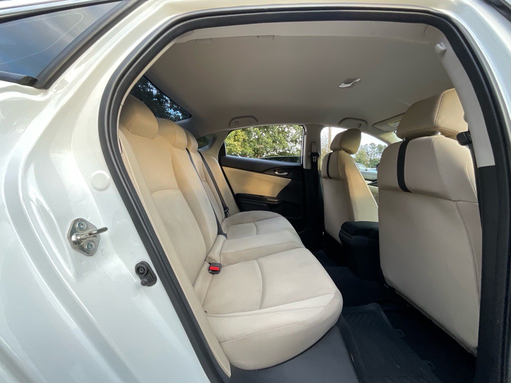 2018 Honda Civic Image 28
