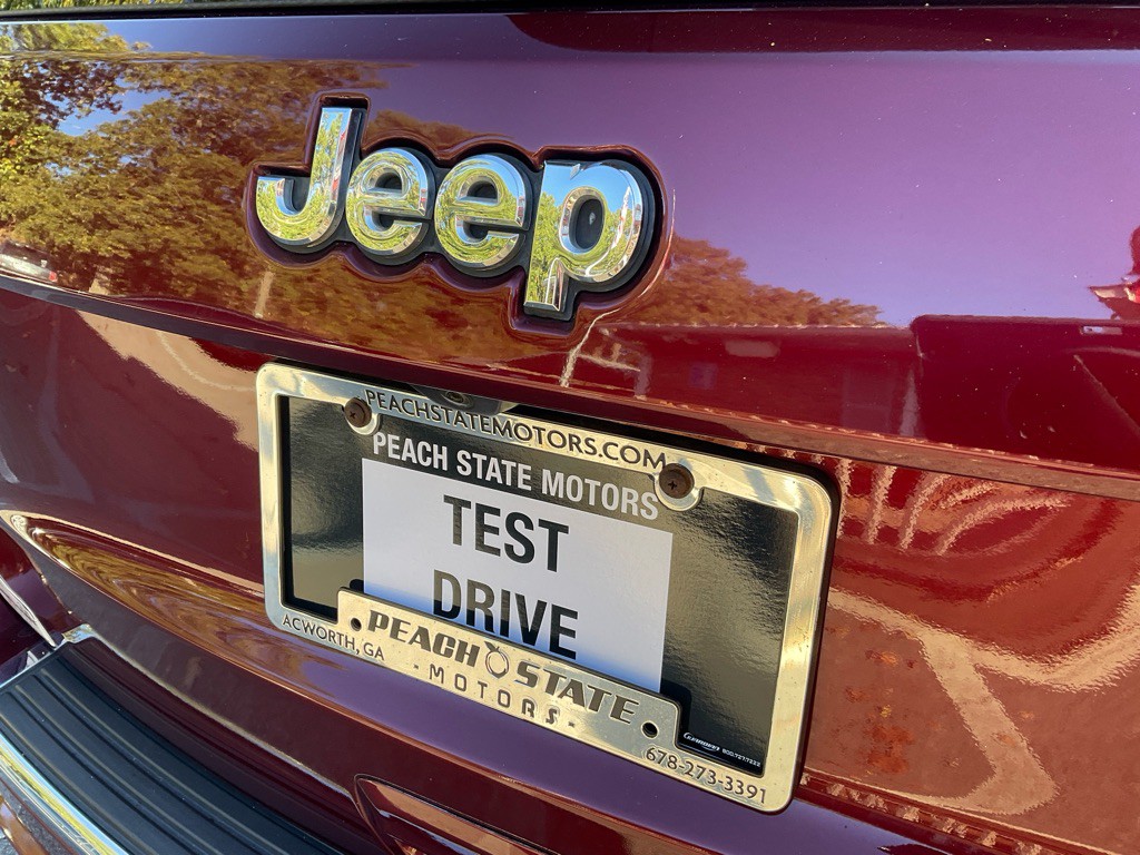 2017 Jeep Grand Cherokee Image 9