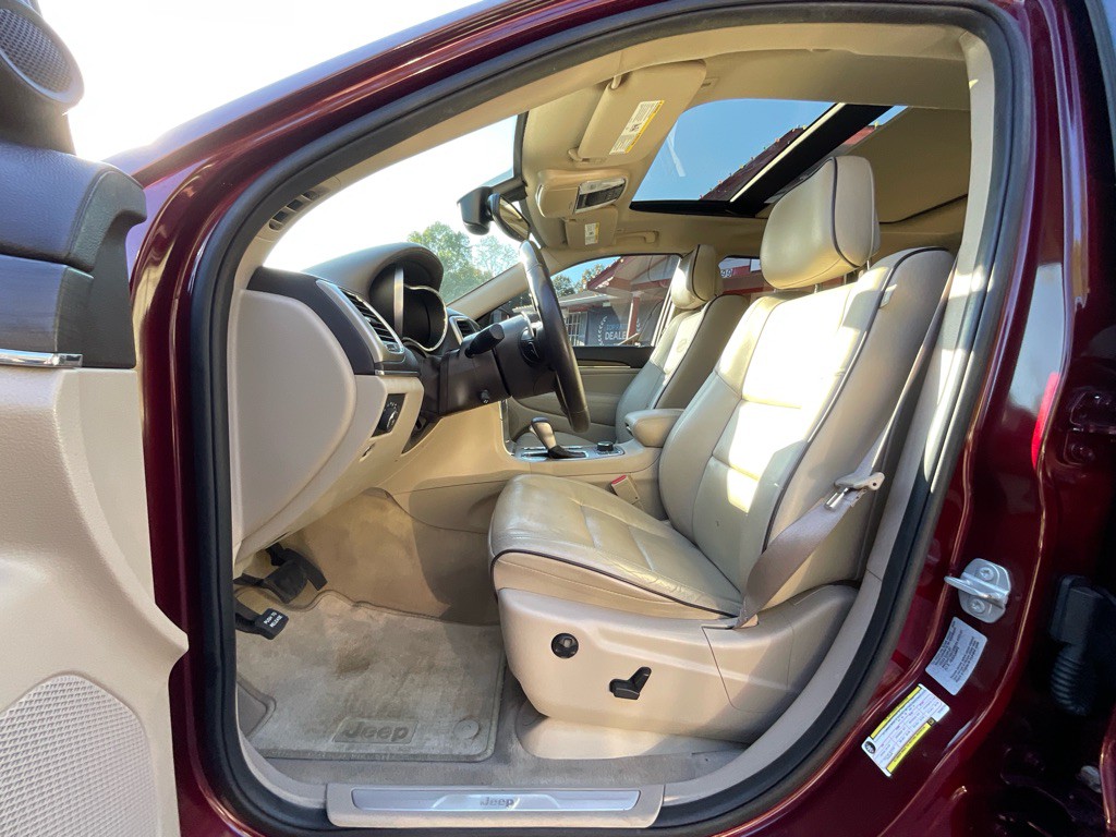 2017 Jeep Grand Cherokee Image 14