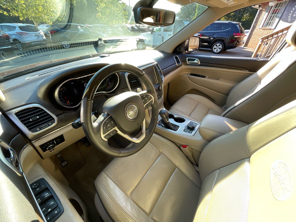 2017 Jeep Grand Cherokee Image 15