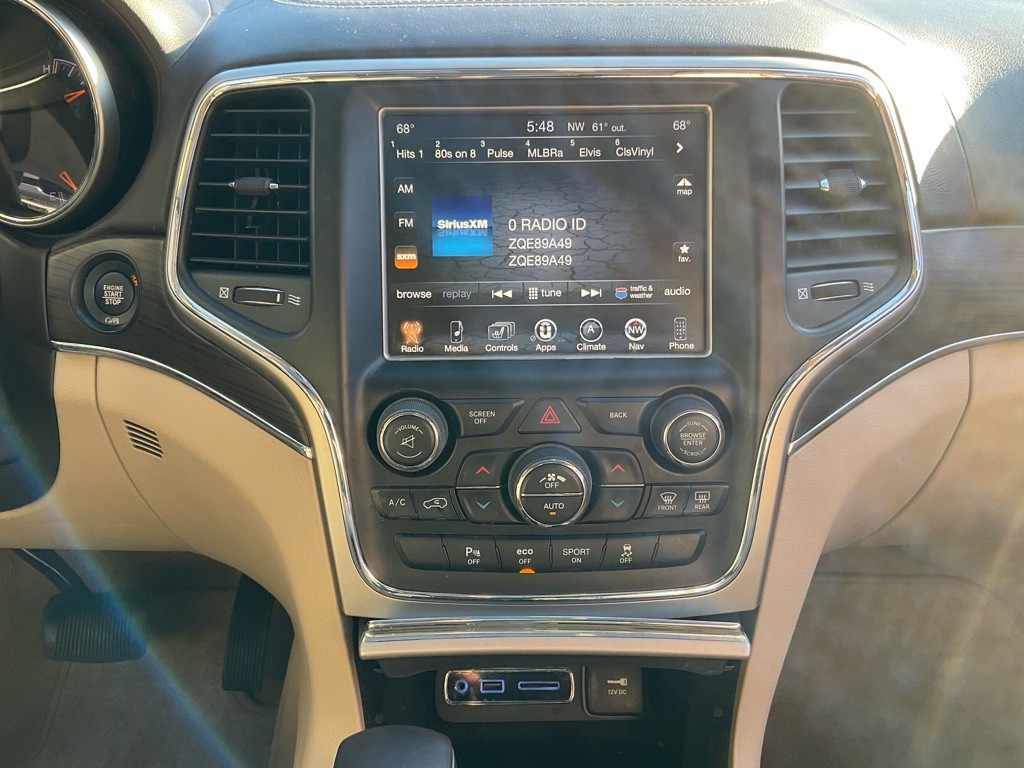 2017 Jeep Grand Cherokee Image 22