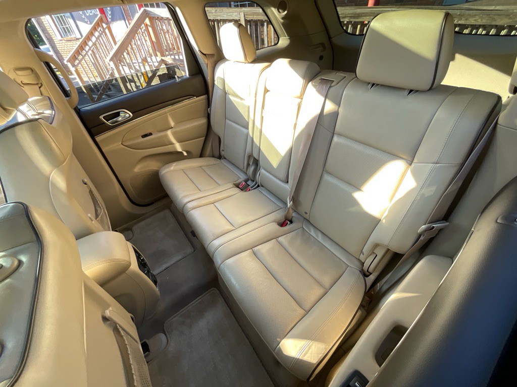 2017 Jeep Grand Cherokee Image 31