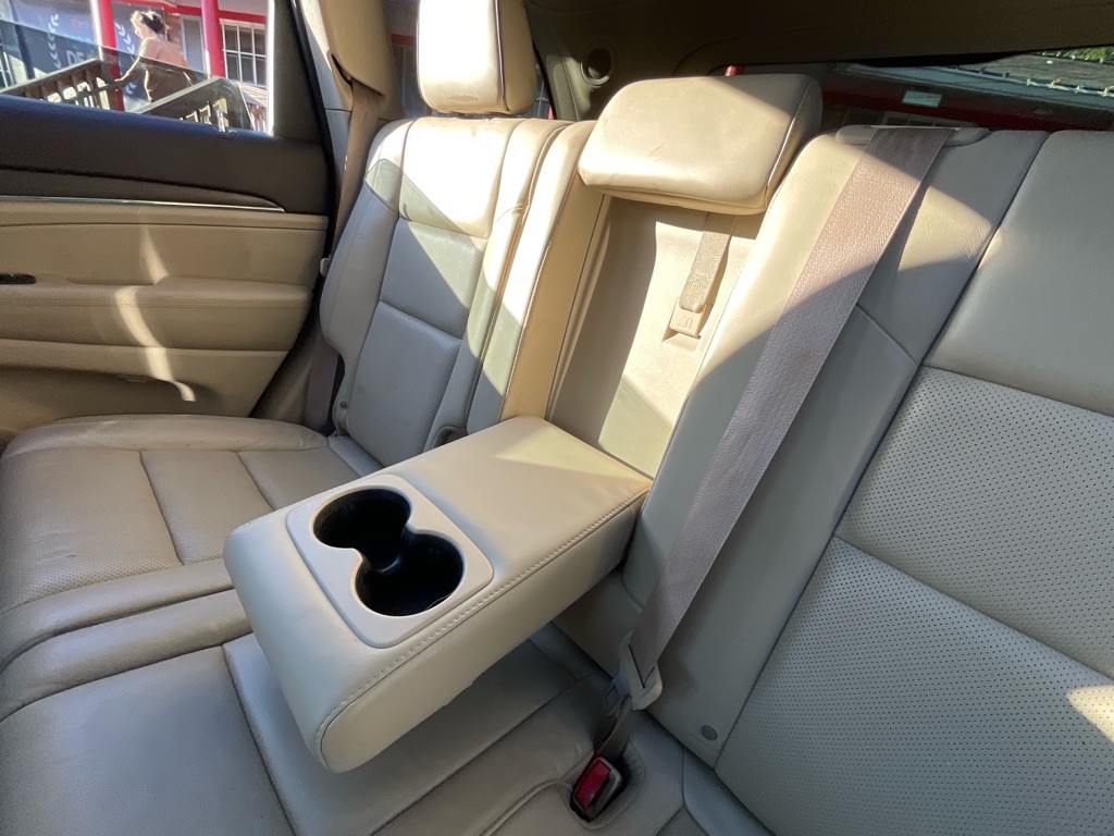 2017 Jeep Grand Cherokee Image 35