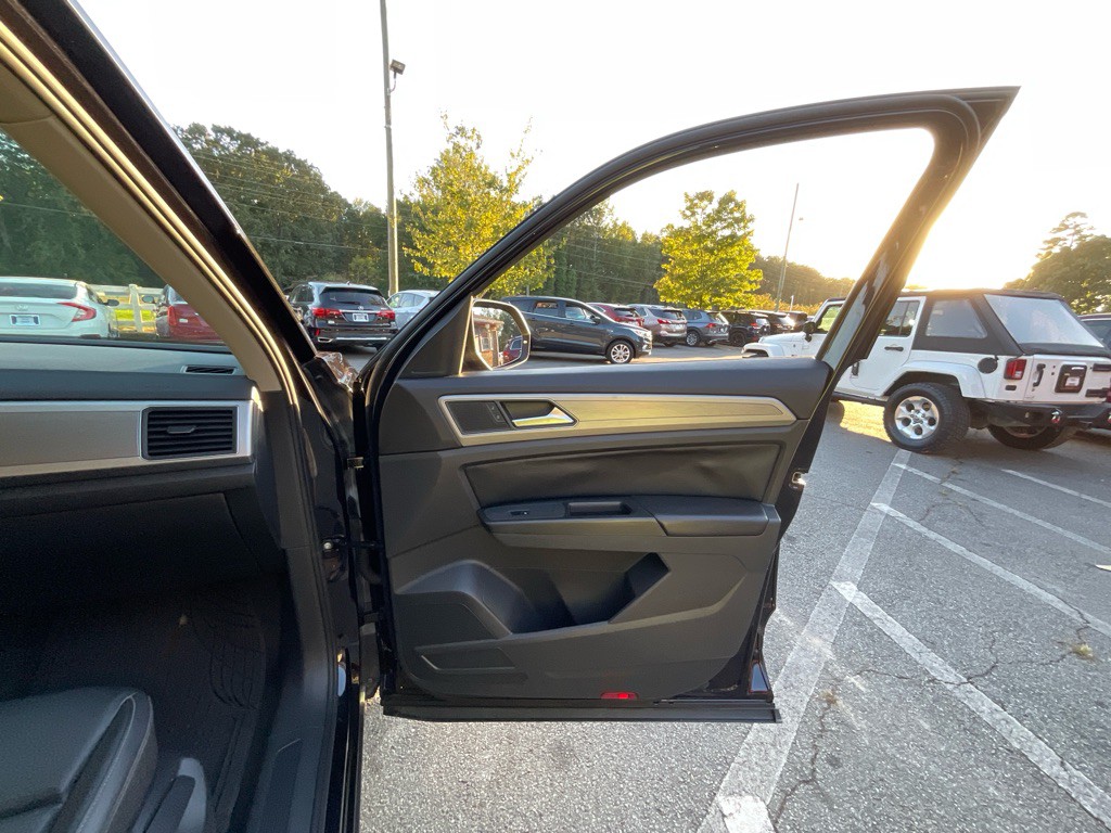 2018 Volkswagen Atlas Image 45