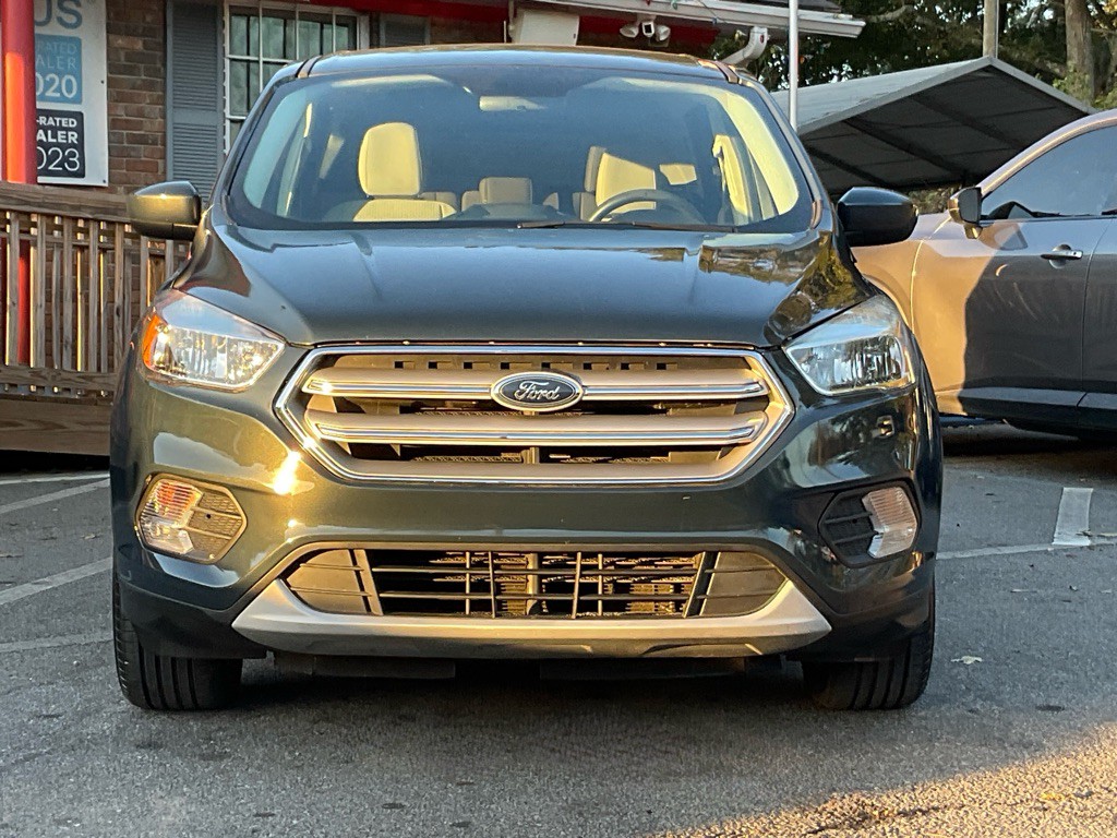 2019 Ford Escape Image 2
