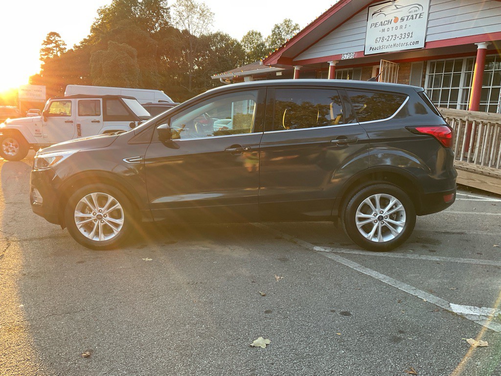 2019 Ford Escape Image 8