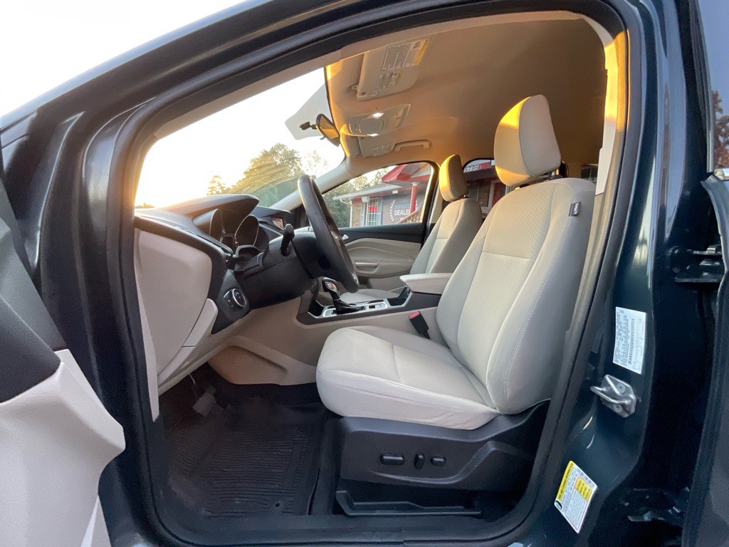 2019 Ford Escape Image 14