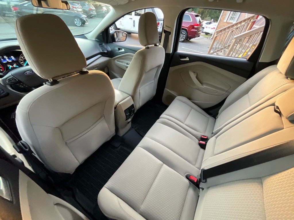 2019 Ford Escape Image 28