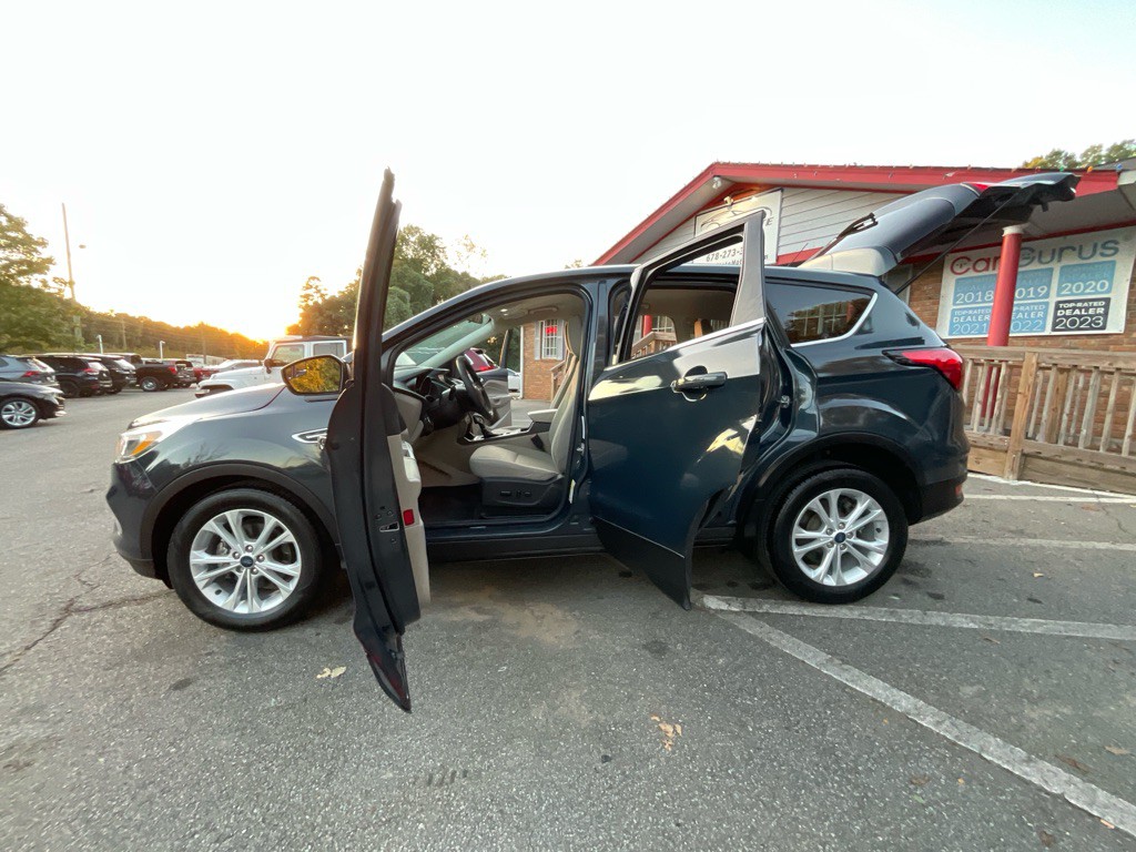 2019 Ford Escape Image 36