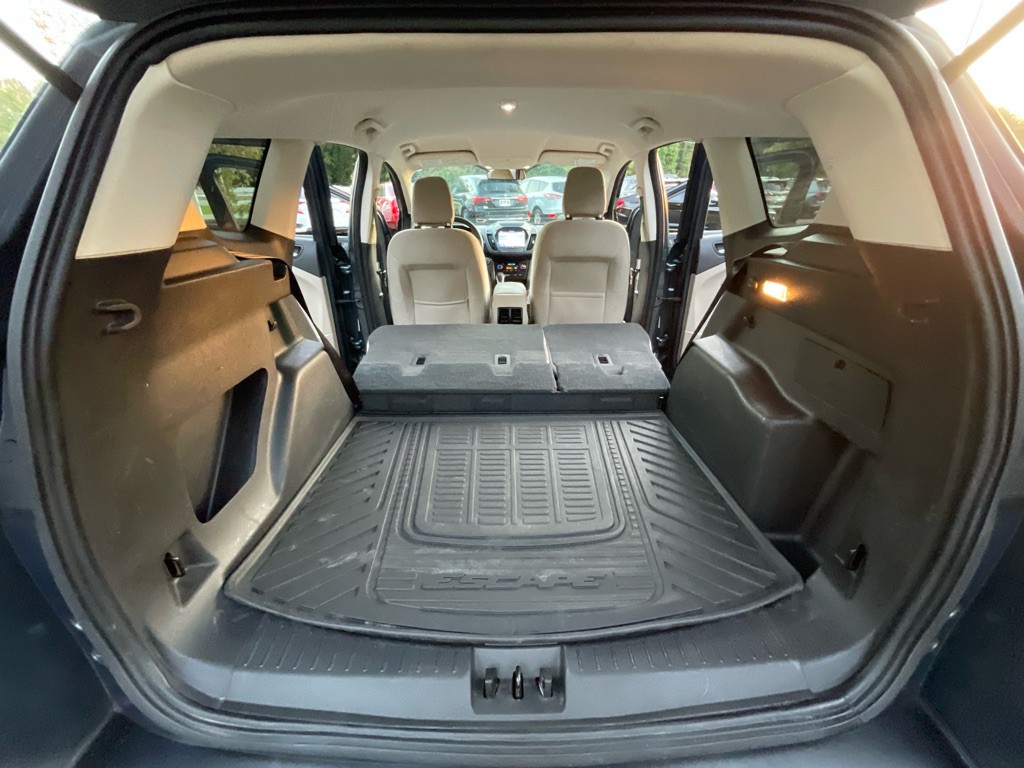 2019 Ford Escape Image 38