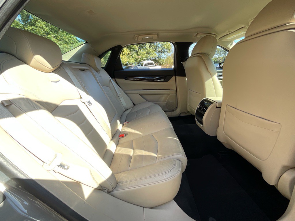 2018 Cadillac CT6 Image 30