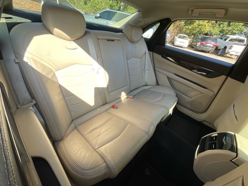 2018 Cadillac CT6 Image 32
