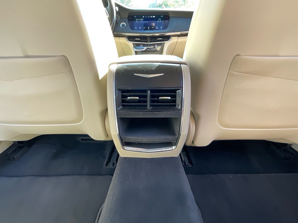 2018 Cadillac CT6 Image 34