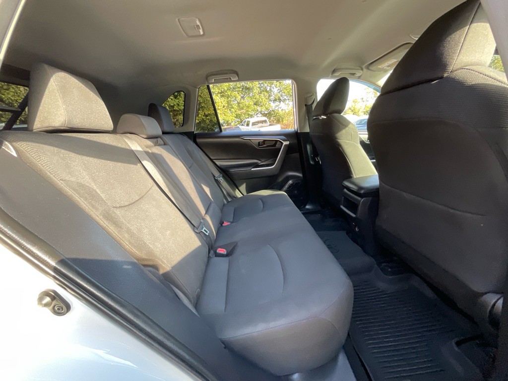2020 Toyota Rav4 Image 30