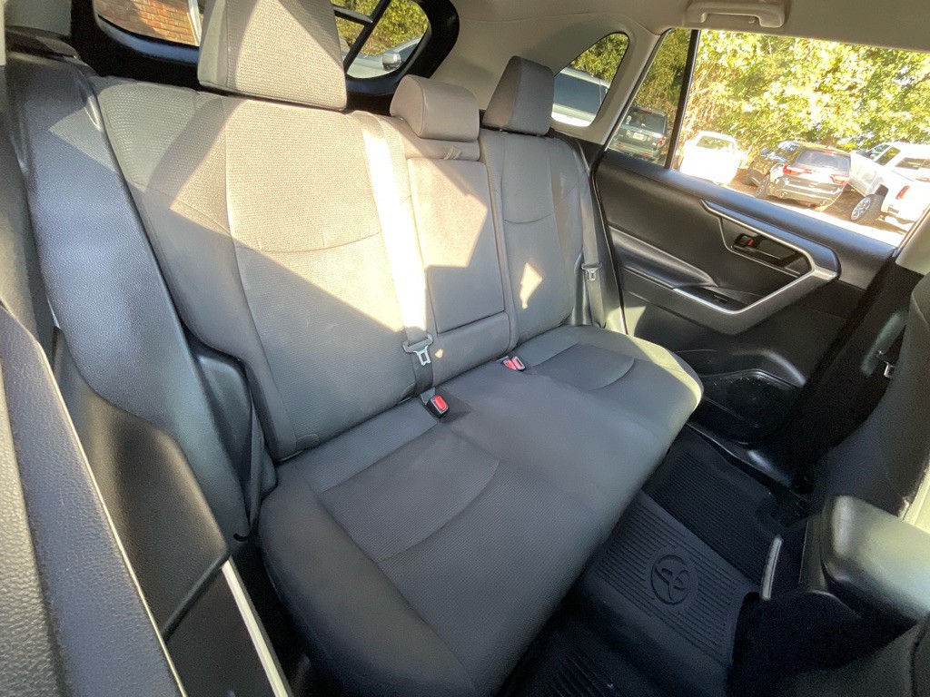2020 Toyota Rav4 Image 32