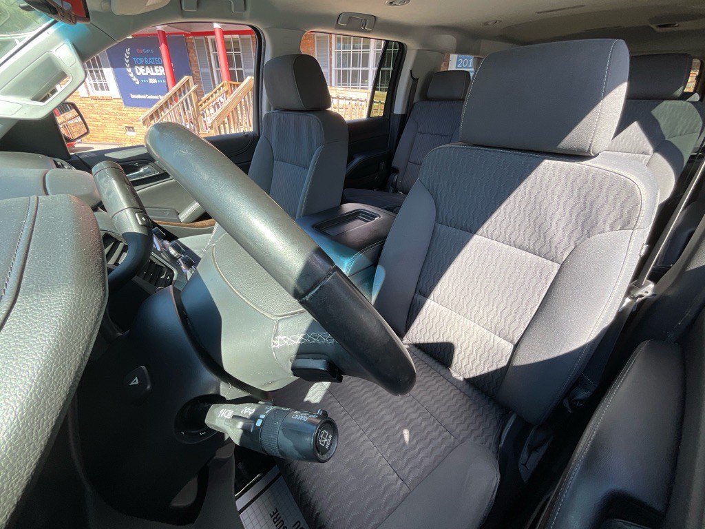 2018 Chevrolet Suburban Image 16