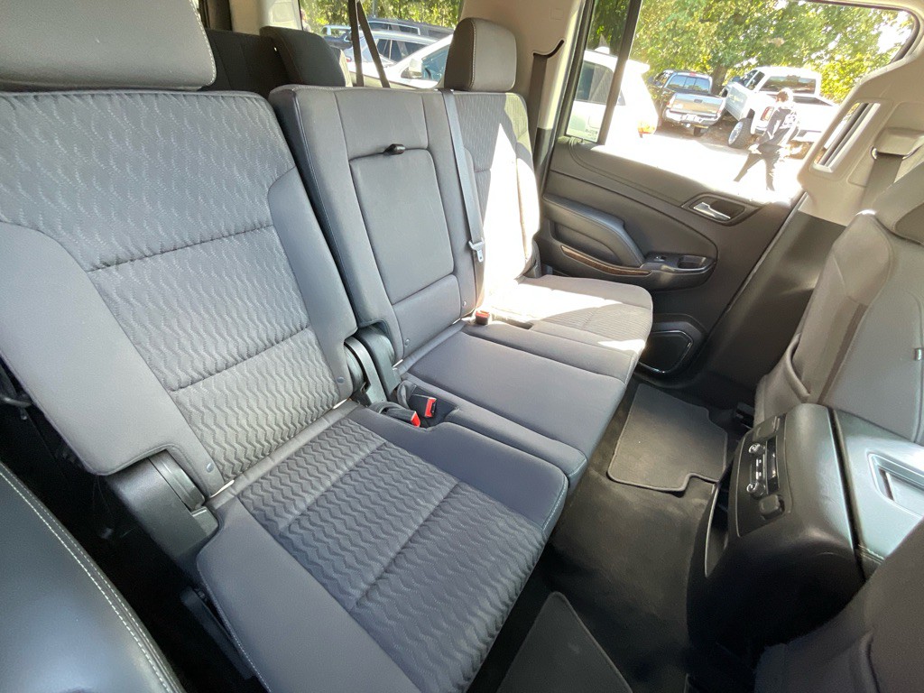 2018 Chevrolet Suburban Image 19
