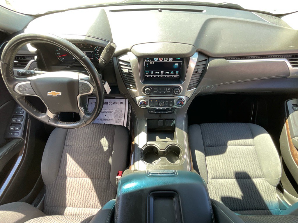 2018 Chevrolet Suburban Image 21