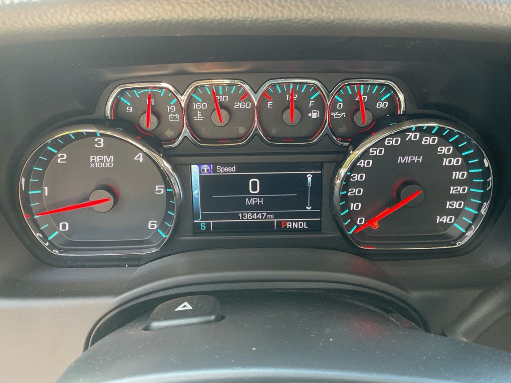 2018 Chevrolet Suburban Image 25